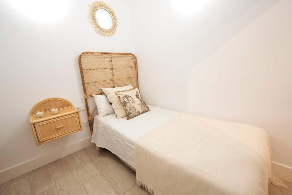 Apartamento A Estrenar En Calle Alcazares Seville Exterior photo